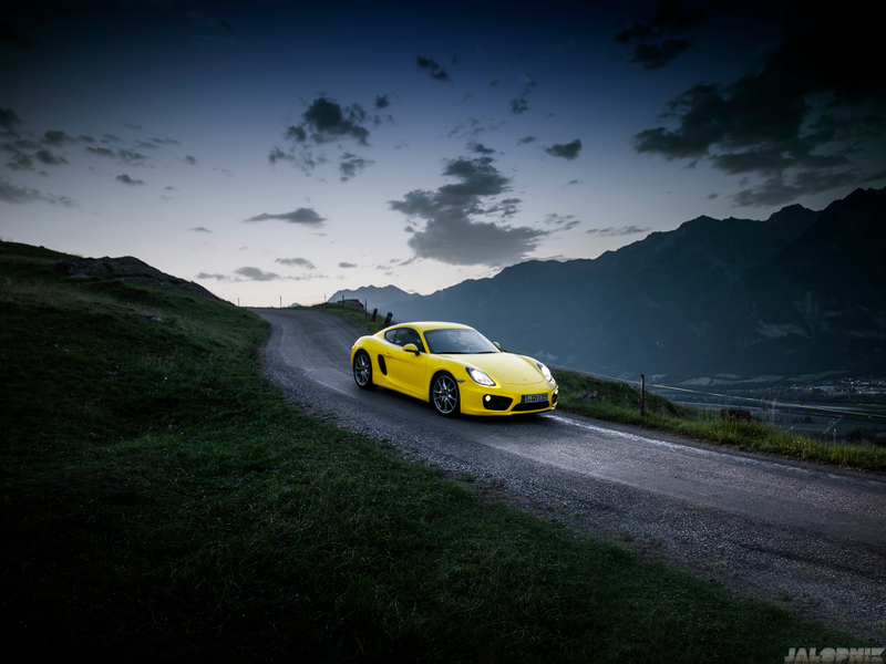 Illustration for article titled The Most Gorgeous Photos Of A Porsche Cayman You Will Ever See